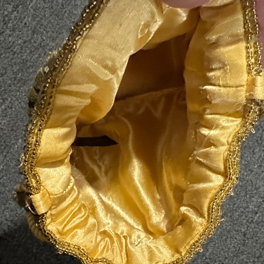 Elegant Gold Drawstring Evening Bag - Picture 4 of 4